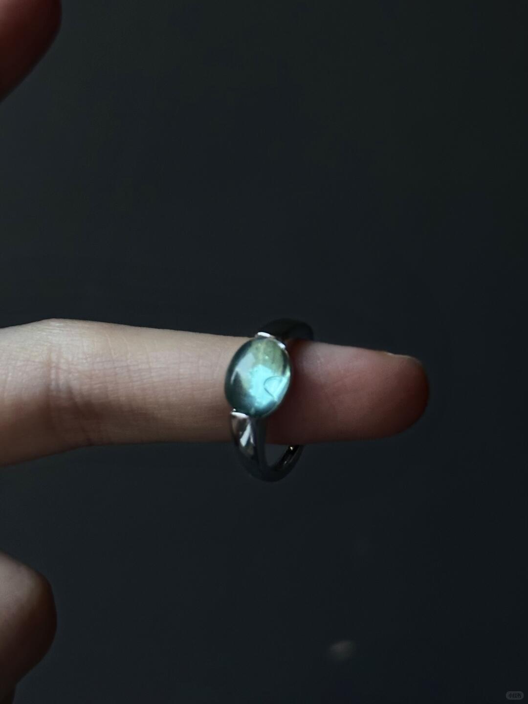 Hidden Light in Green | Autumn Reverie Ring (Y2K Limited)