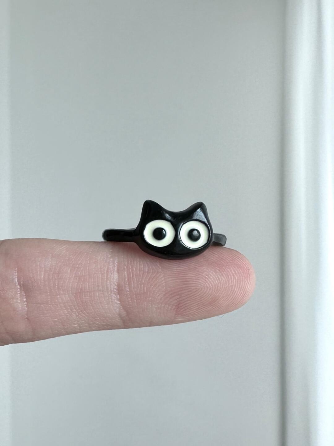 Xiao Hei | Wandering Cat Spirit Companion Statement Ring (Y2K Limited)