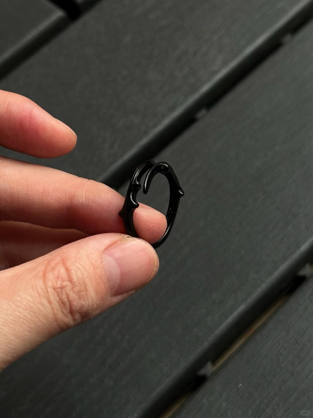 Venom Ring | Dark Fluidity & Bold Elegance (Limited Edition)