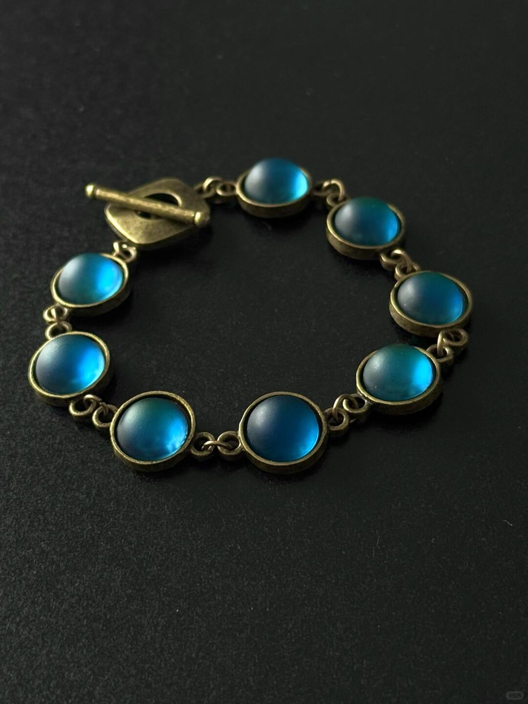 Akela Pūrṇ Bracelet | Singular Wholeness & Cosmic Balance (Limited Edition)