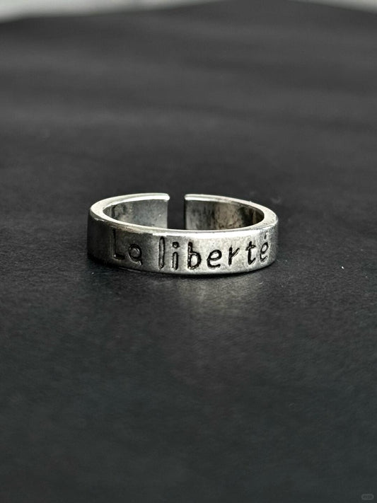 LA LIBERTÉ | Freedom & Truth Statement Ring (Y2K Limited)