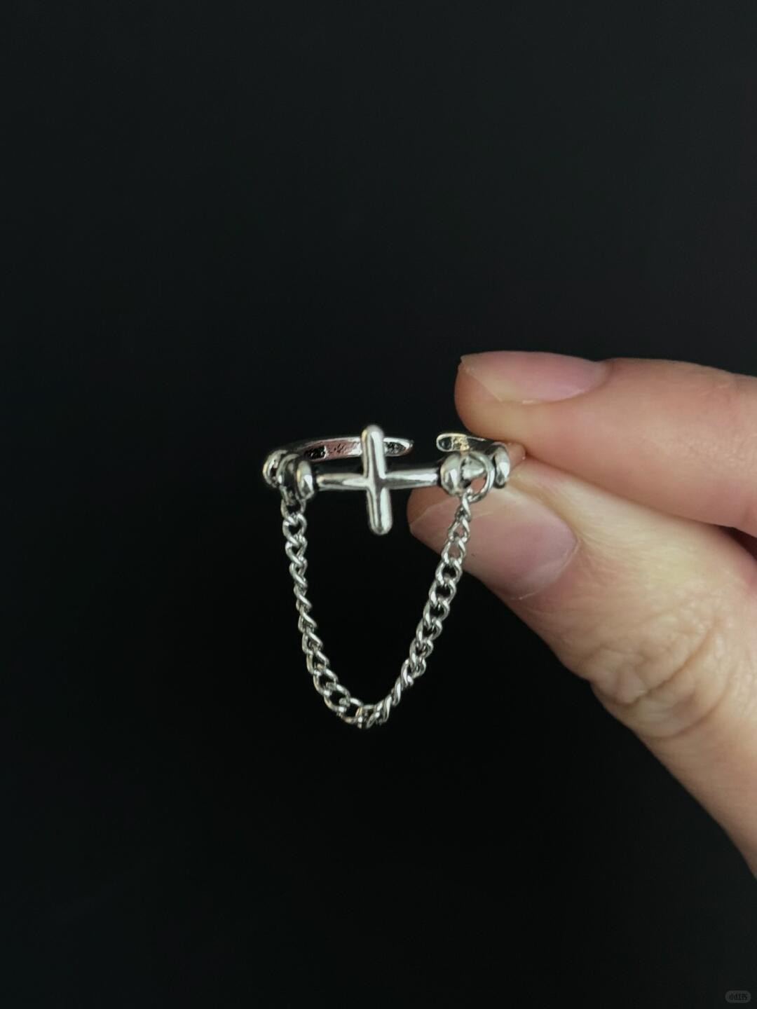 Camus L’aube Viendra | Rebirth Cross Ring (Y2K Limited)