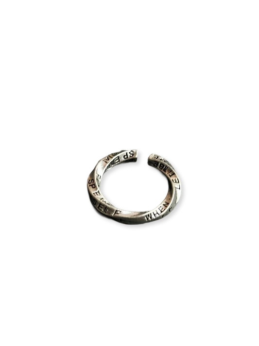 Let It Be | Möbius Strip Ring for Infinite Calm (Vintage Y2K)