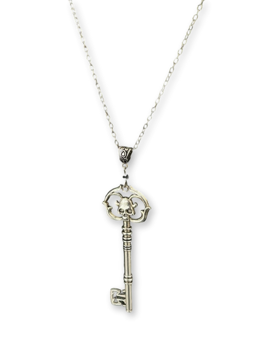 Dark Key of Nevermore | Raven’s Necromantic Key Pendant (Y2K Limited)