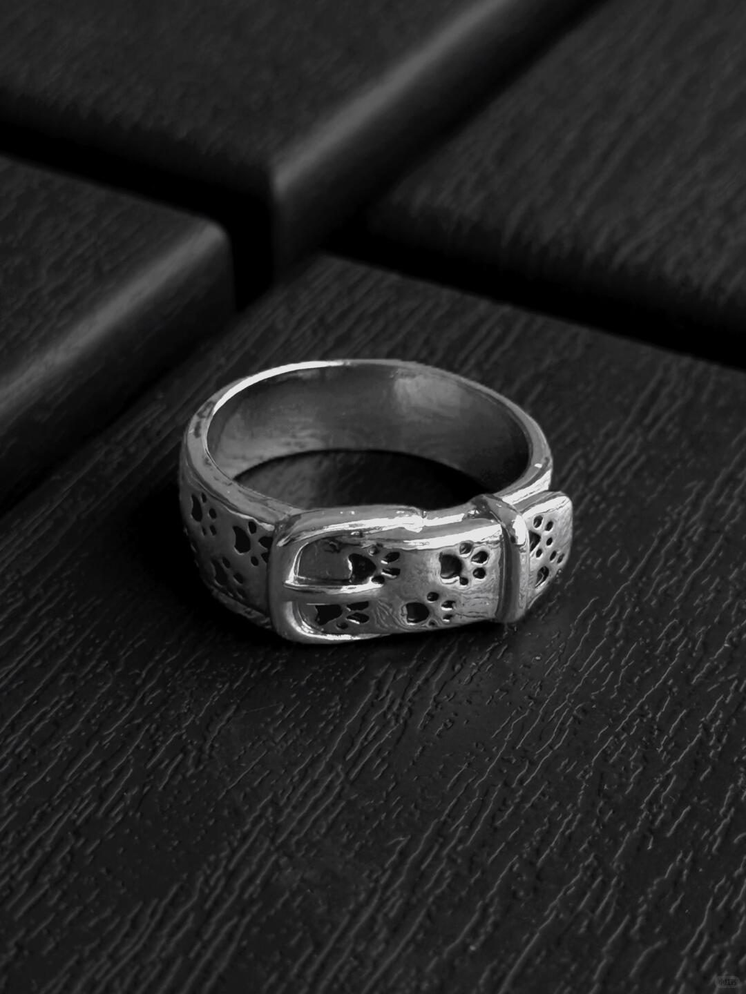 Puppy’s Strap Ring | Traces of Love (Limited Edition)