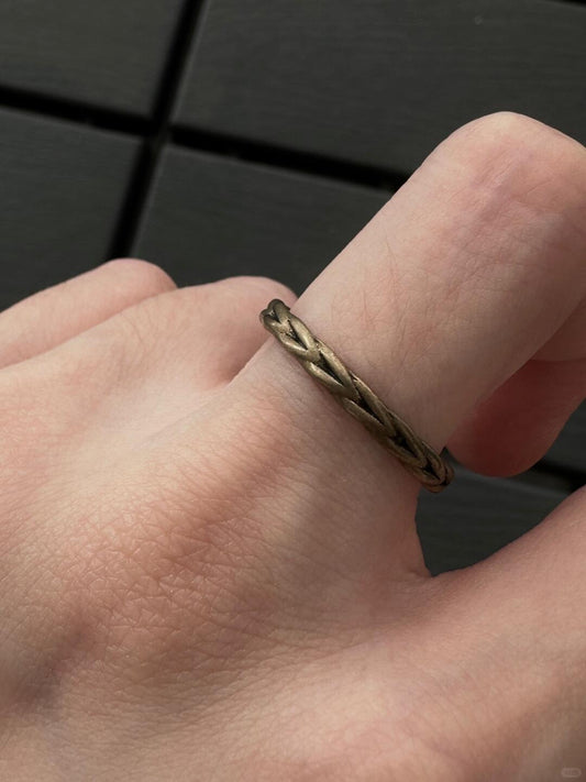 The Earth Whispers Ring | Poetic Elegance & Natural Beauty (Limited Edition)