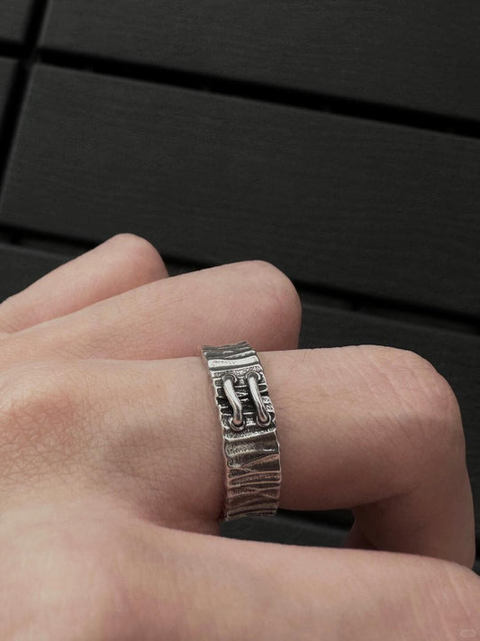 Shackle Ring | Love as Restraint (Limited Edition)