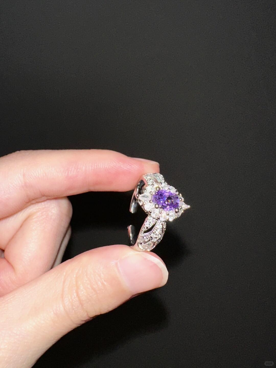 Violeta Ring | European Elegance & Poetic Design (Limited Edition)