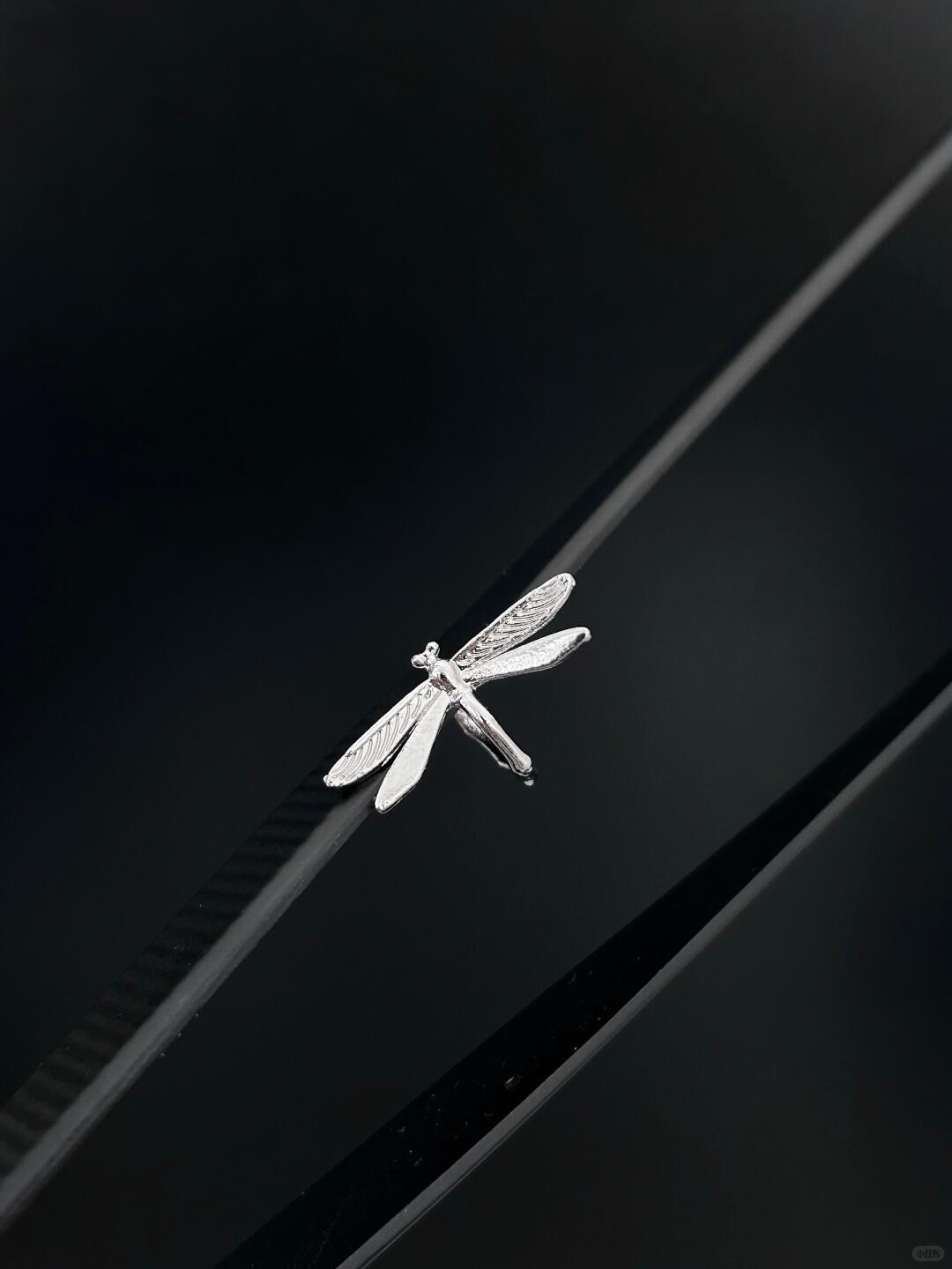 Libélula Ear Cuff | Spring’s Breath & Poetic Elegance (Limited Edition)