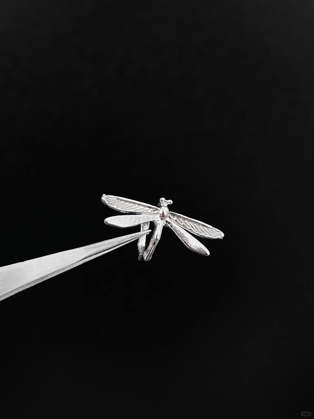 Libélula Ear Cuff | Spring’s Breath & Poetic Elegance (Limited Edition)