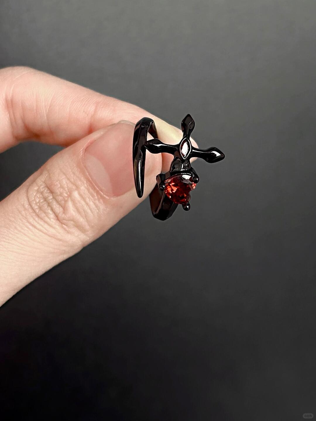 Scarlet Heart Memory | Crimson Stone & Blade Remembrance Ring (Y2K Limited)