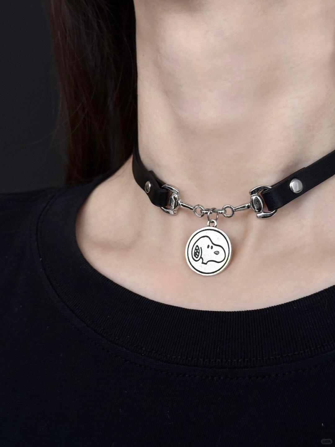 100% Puppy Love | Cartoon Dog Silhouette Choker (Y2K Limited)