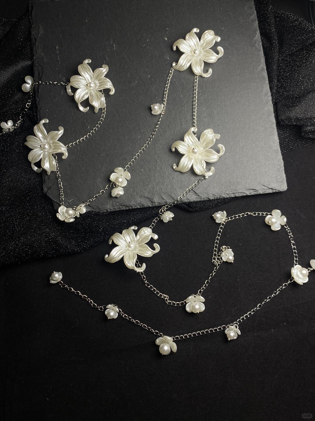 Bloom Phase Necklace/Body Chain | 130 cm Pearl-Flower Glow (Limited Edition)