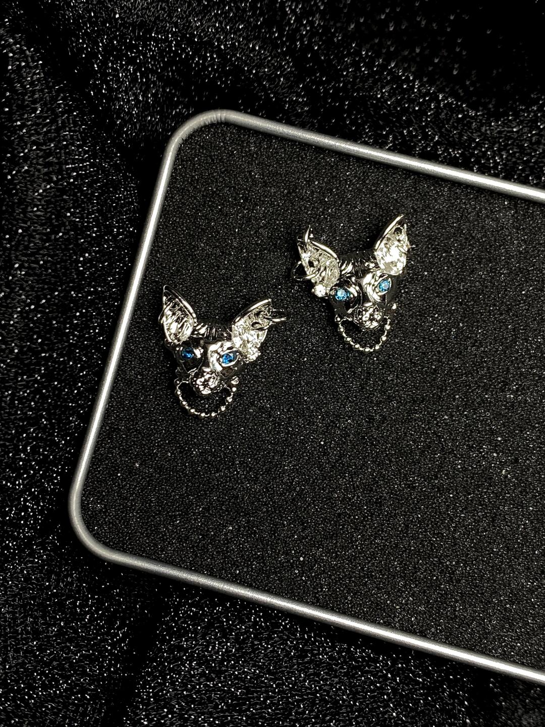 Y2Bling Beerus Stud Earrings | Limited Edition (Licensed)