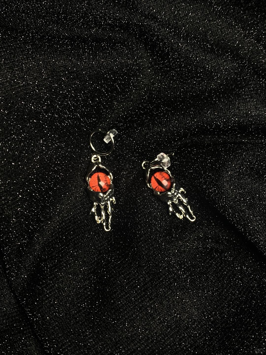Cthulhu’s Tear Ear Cuffs | Gothic Eye & Occult Glow (Limited Edition)