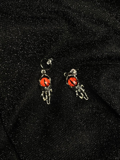 Cthulhu’s Tear Ear Cuffs | Gothic Eye & Occult Glow (Limited Edition)