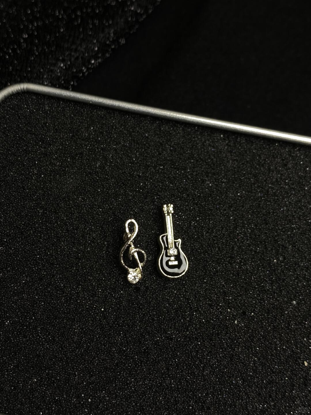 Y2Bling Guitarist Stud Earrings | Rock Guitar Motif (Limited Edition)