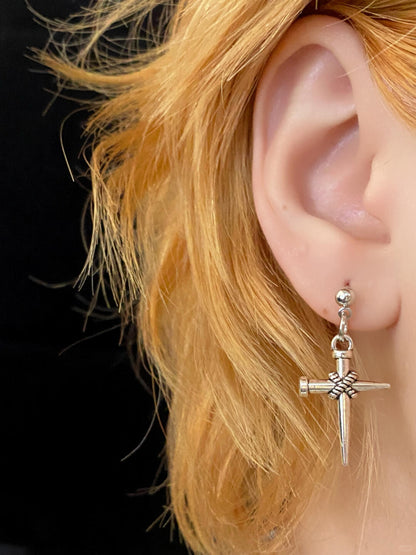 Y2Bling Silent Lamb Stud Earrings | Silent Lamb (Limited Edition)