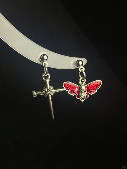 Y2Bling Silent Lamb Stud Earrings | Silent Lamb (Limited Edition)