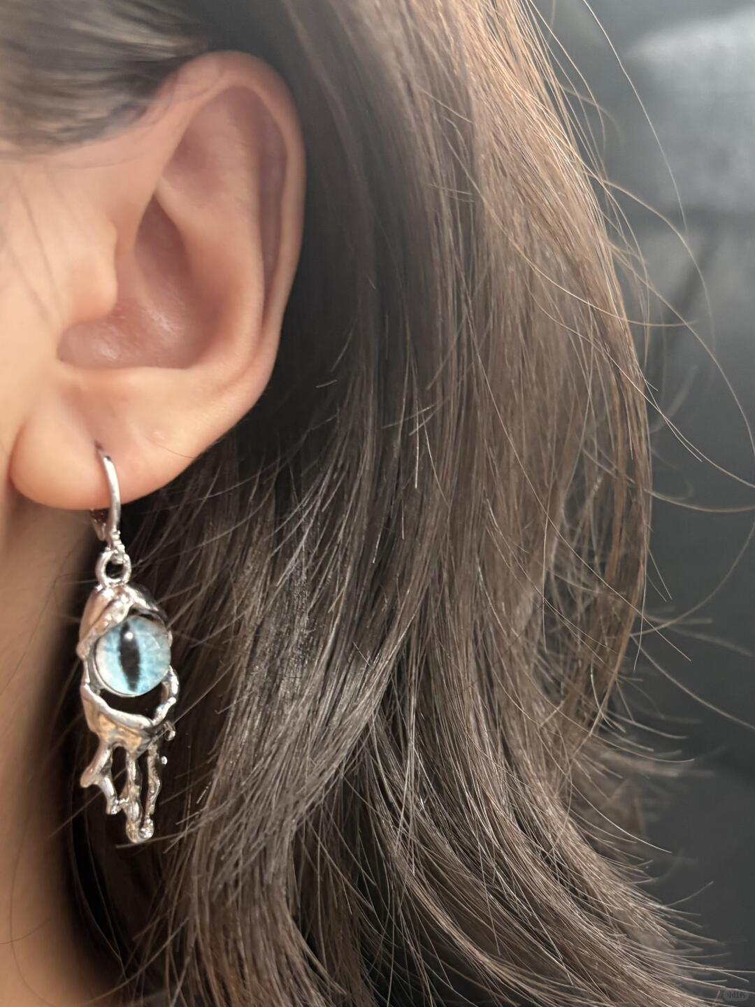 Cthulhu’s Tear Ear Cuffs | Eldritch Eye & Minimal Dark Glow (Limited Edition)