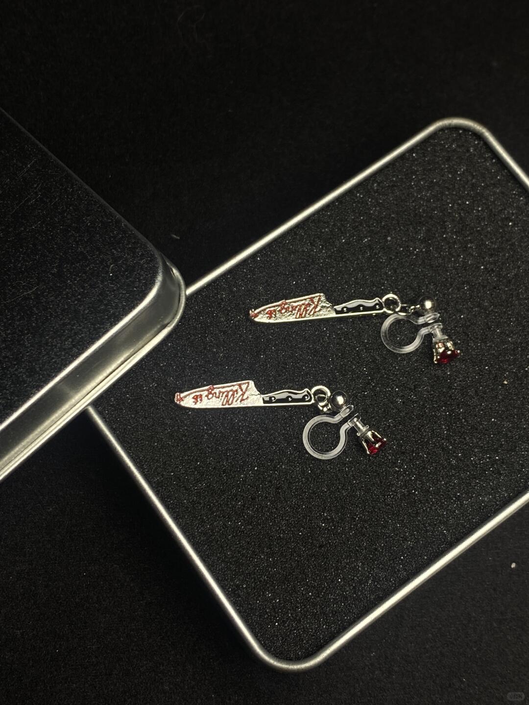 Y2Bling Kill Bill Ear Clips | Resin Clip‑On (Limited Edition, Licensed)