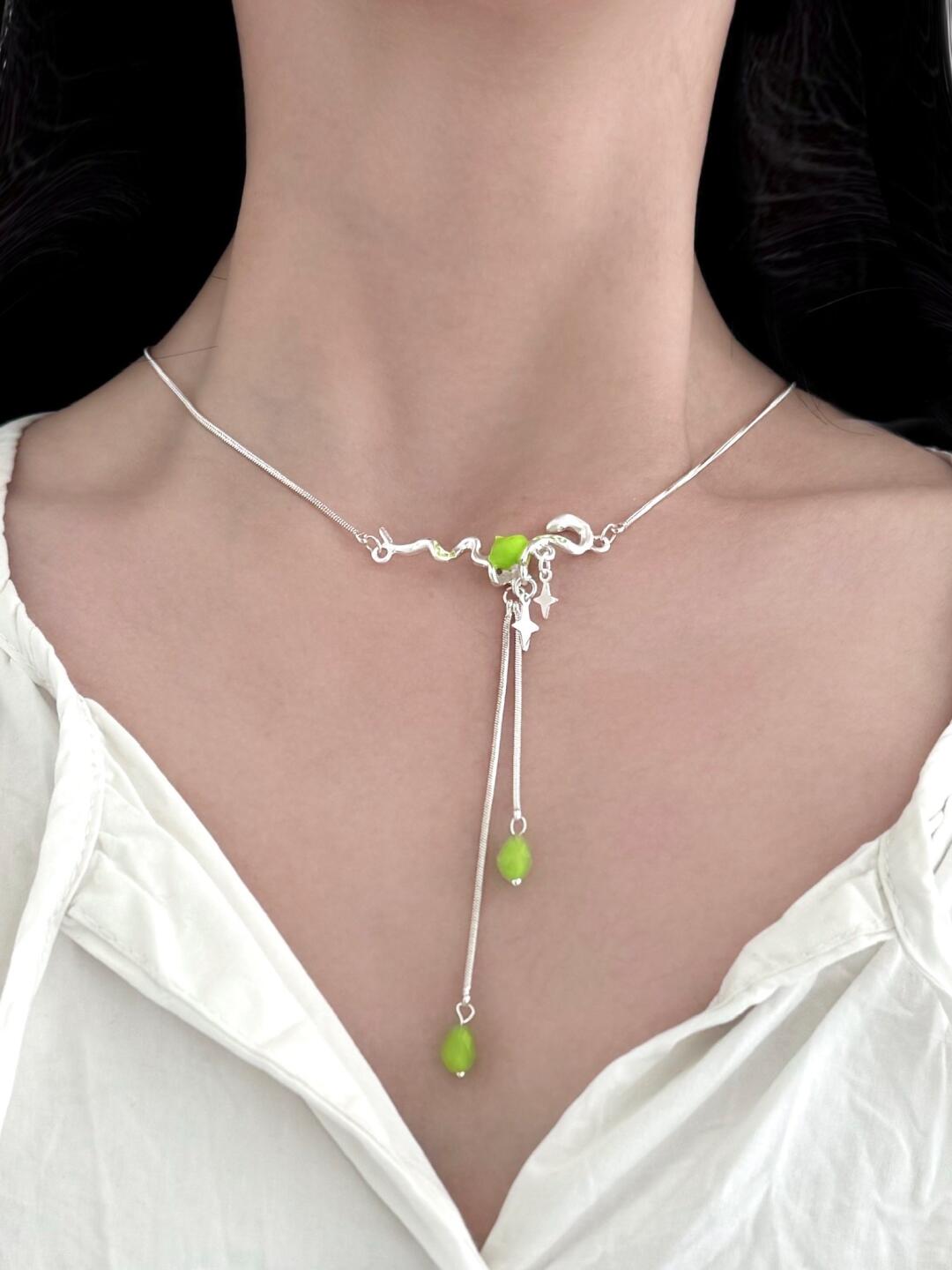 Green Apple Snake Necklace | Summer Elegance & Poetic Design (Limited Edition)