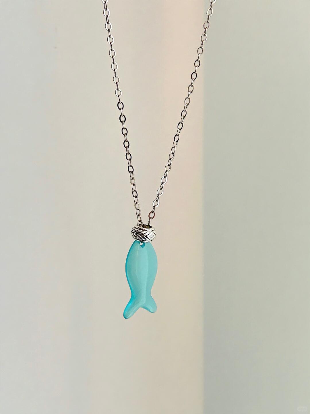 Little Fish Necklace | Poetic Elegance & Dreamy Design (Limited Edition)