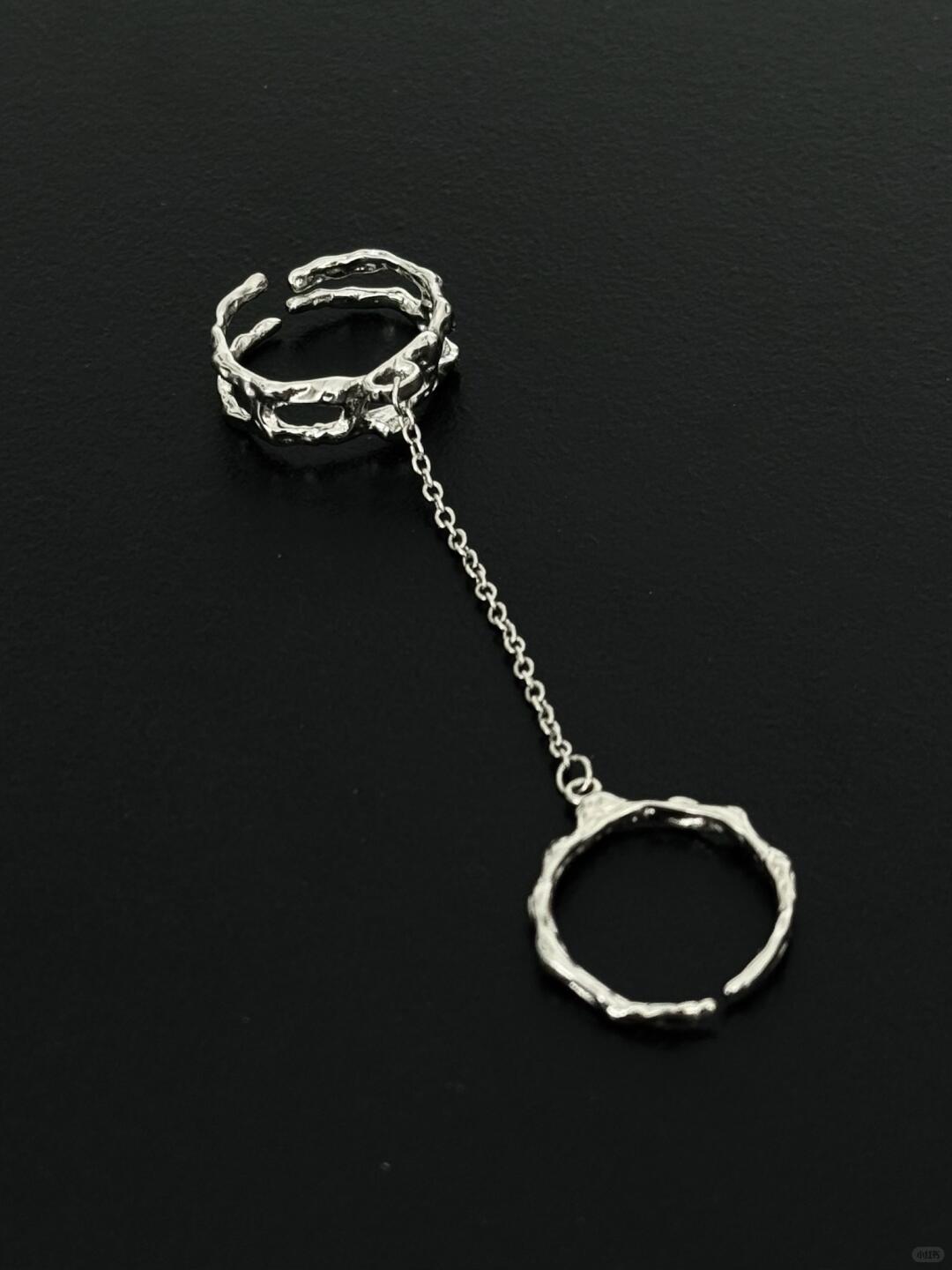 Symbiotic Shackles Ring | Gothic Love & Bondage (Limited Edition)
