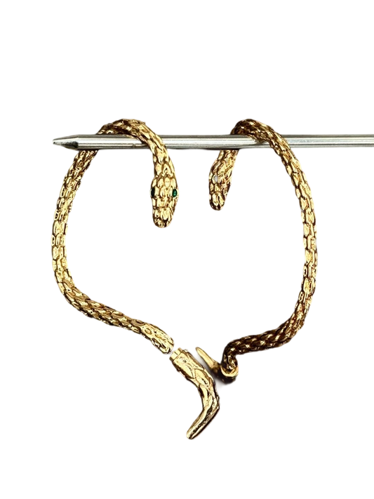 Breathtaking Love｜Snake Embrace Stud Earrings (Y2K Limited)