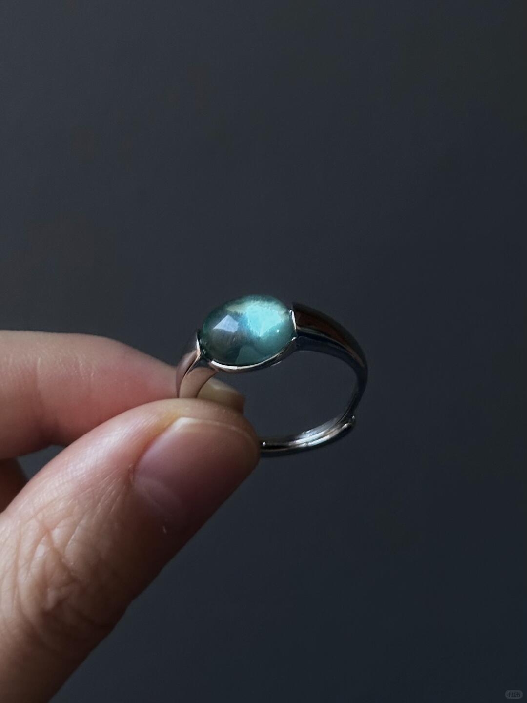 Hidden Light in Green | Autumn Reverie Ring (Y2K Limited)