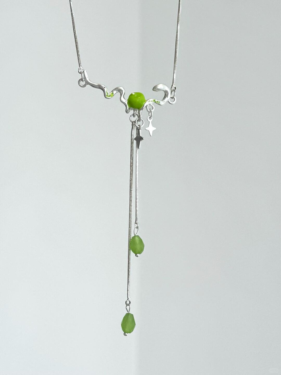Green Apple Snake Necklace | Summer Elegance & Poetic Design (Limited Edition)