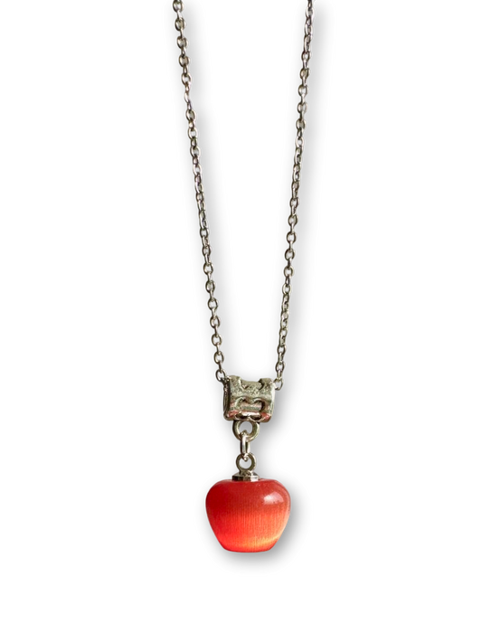 Saturn Pearl Necklace | Cosmic Elegance & Poetic Beauty (Limited Edition)