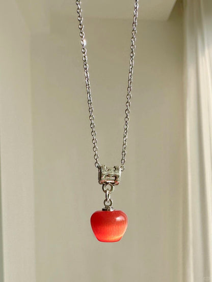 Saturn Pearl Necklace | Cosmic Elegance & Poetic Beauty (Limited Edition)