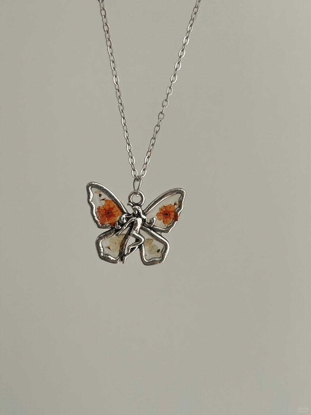 Sphenoid Girl Necklace | Vintage Butterfly Soul & Poetic Design (Limited Edition)