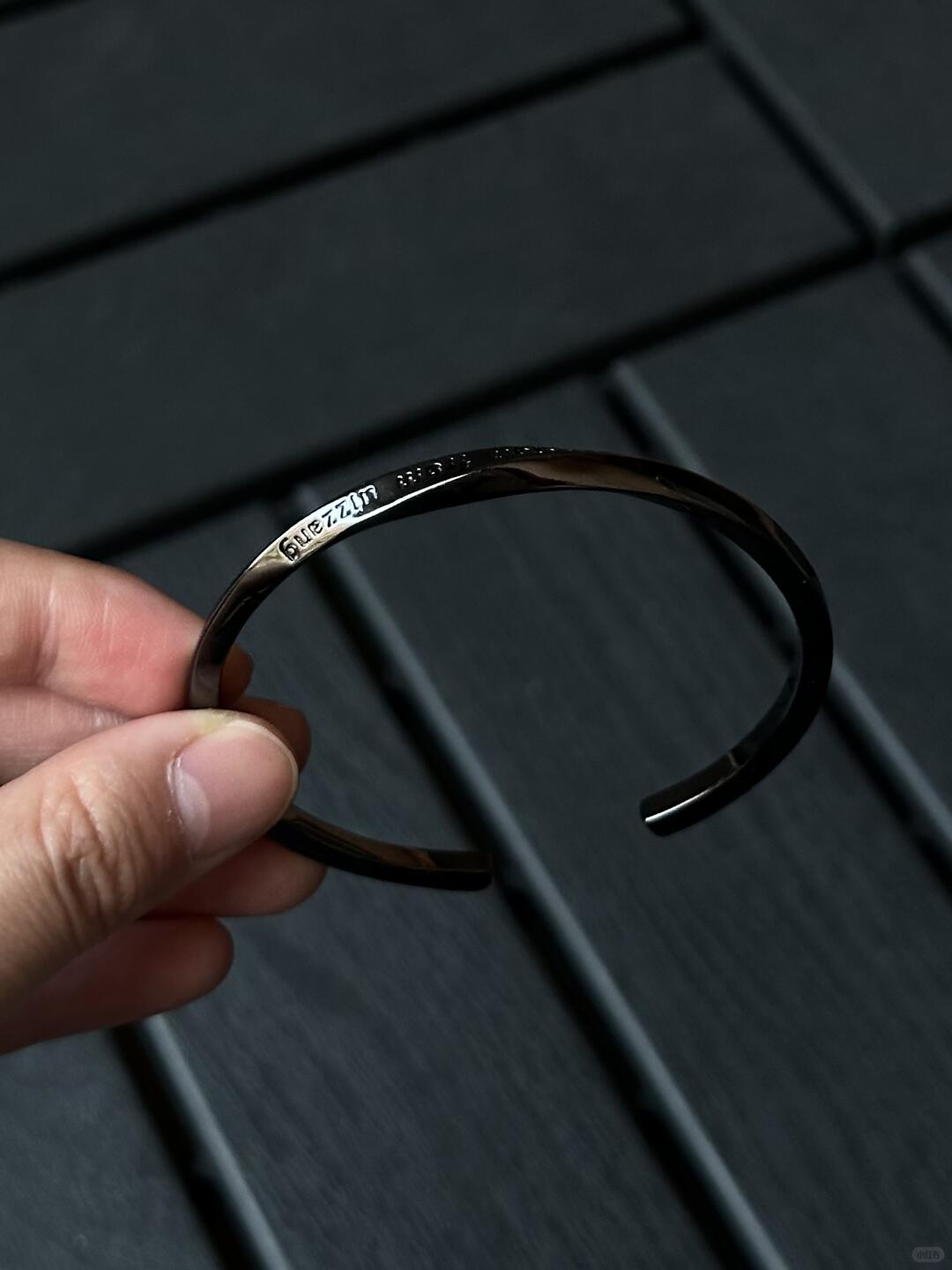 Mobius Loop | A Hidden Encounter Woven into Time’s Darkest Fold