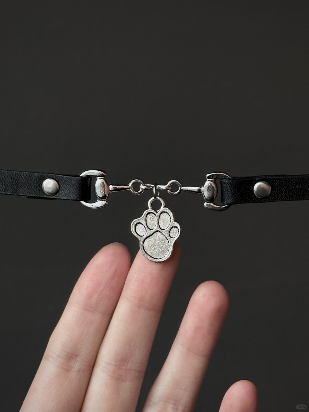 Puppy Paw Choker | Playful Charm & Whimsical Design (Limited Edition)
