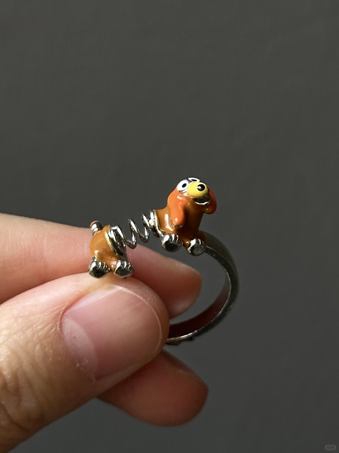 Boing Pup | Bobble Spring Dog Ring for Y2K Playful Vibes (Limited)