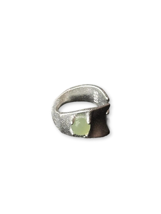 Green Is the Heart of Spring | Oakmoss Minimalist Ear Cuff Clip