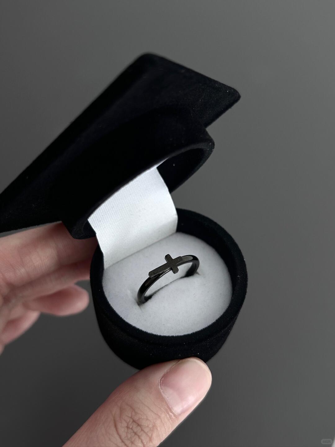 Graduation Ring Box | Sentimental Keepsake for New Beginnings (Limited Edition)