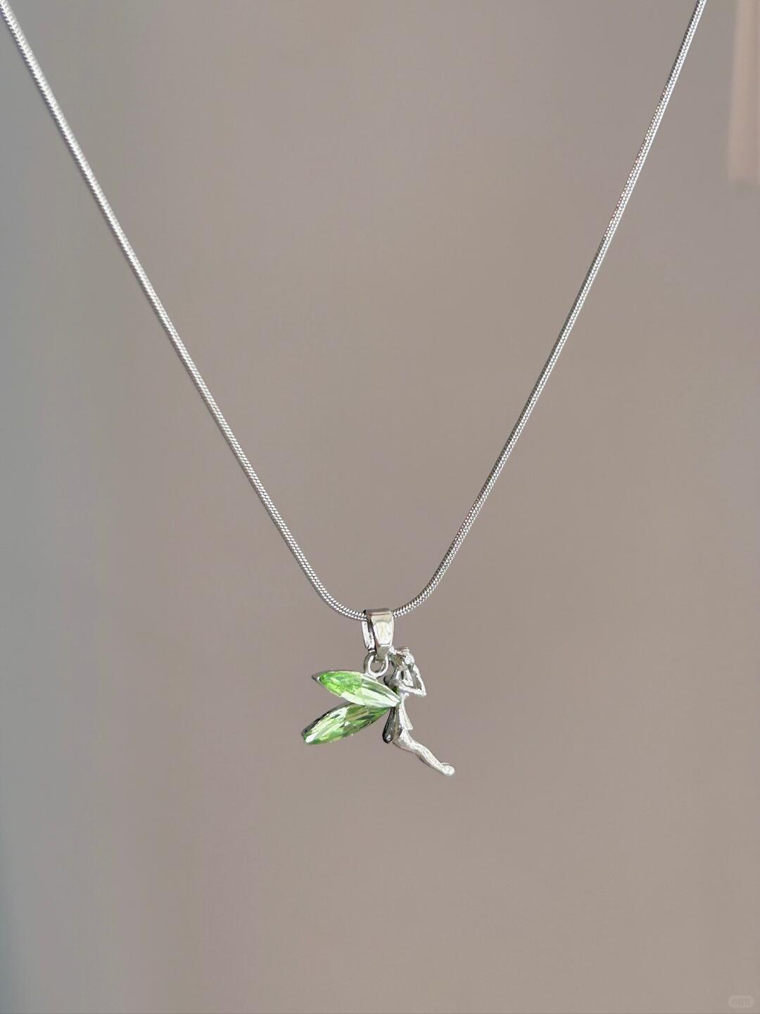Green Field Elves Necklace | Poetic Elegance & Natural Design (Limited Edition)