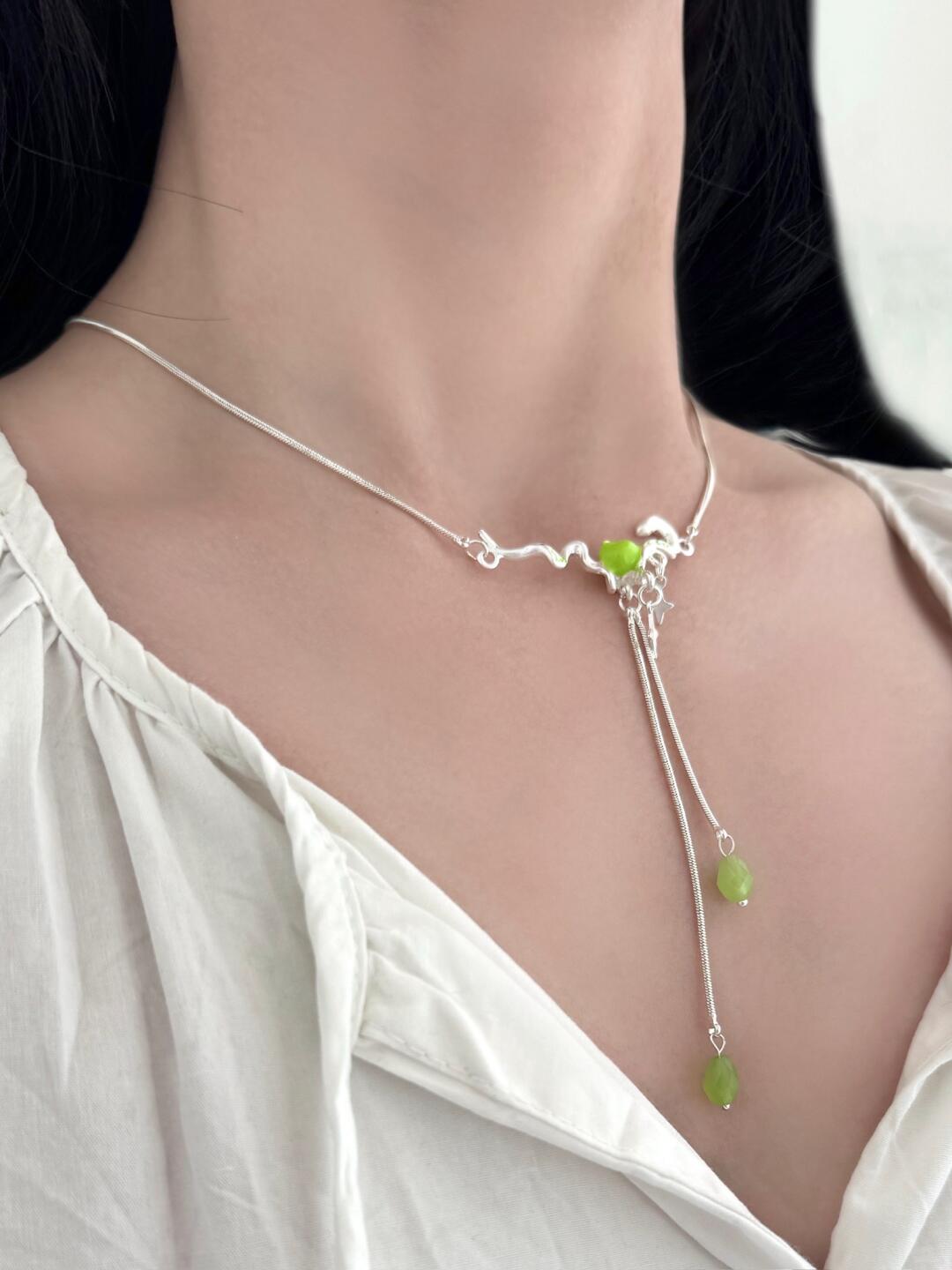 Green Apple Snake Necklace | Summer Elegance & Poetic Design (Limited Edition)