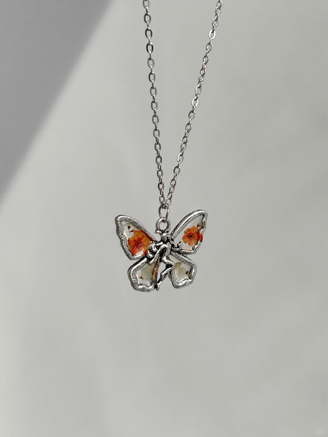 Sphenoid Girl Necklace | Vintage Butterfly Soul & Poetic Design (Limited Edition)