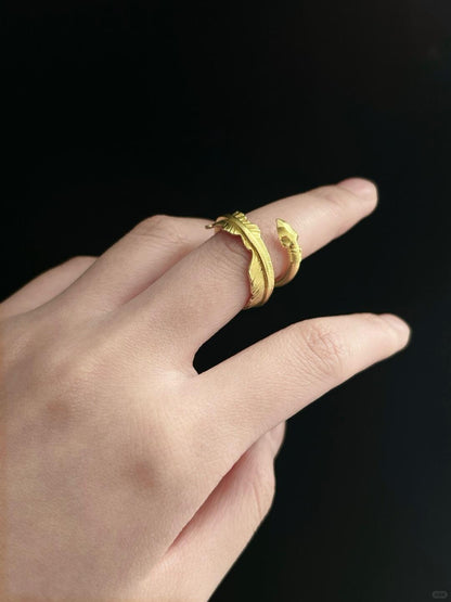 Levioso | Platform 9¾ Levitation Spell Ring (Y2K Limited)