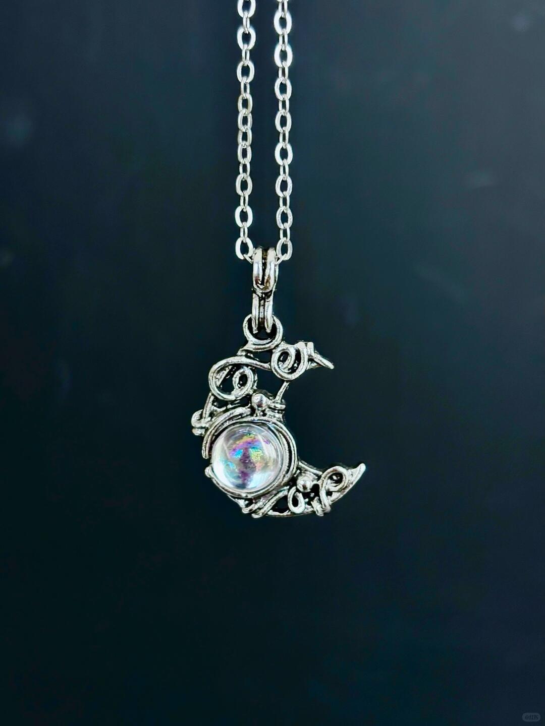 Moonlight Necklace | Borges-Inspired Poetic Elegance (Limited Edition)