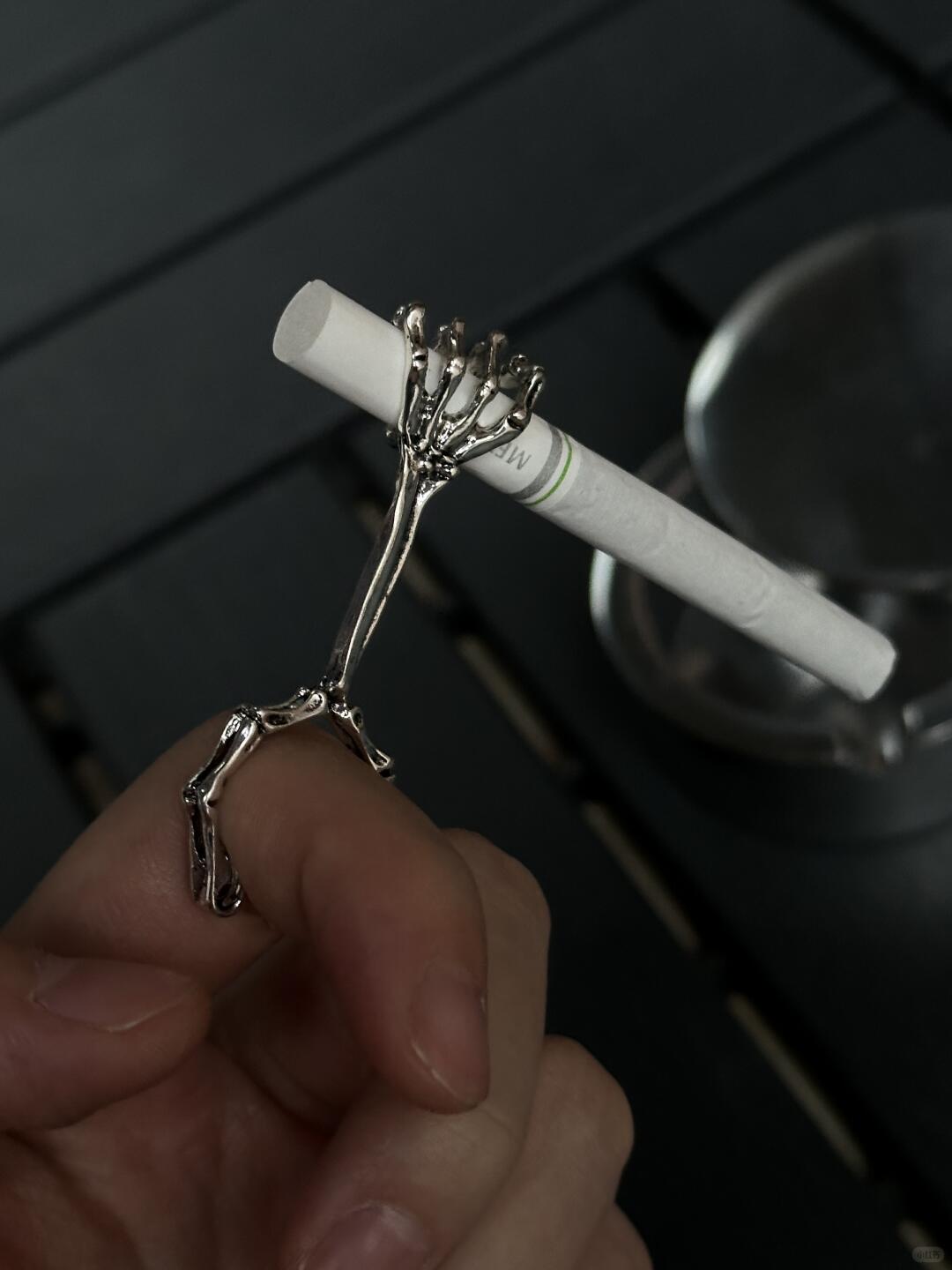 Gifted Moment | Unwrapped Delight Ring for Y2K Celebration (Limited)