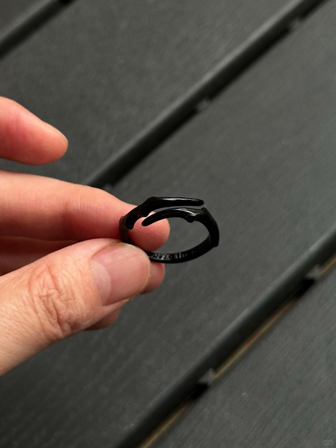 Venom Ring | Dark Fluidity & Bold Elegance (Limited Edition)