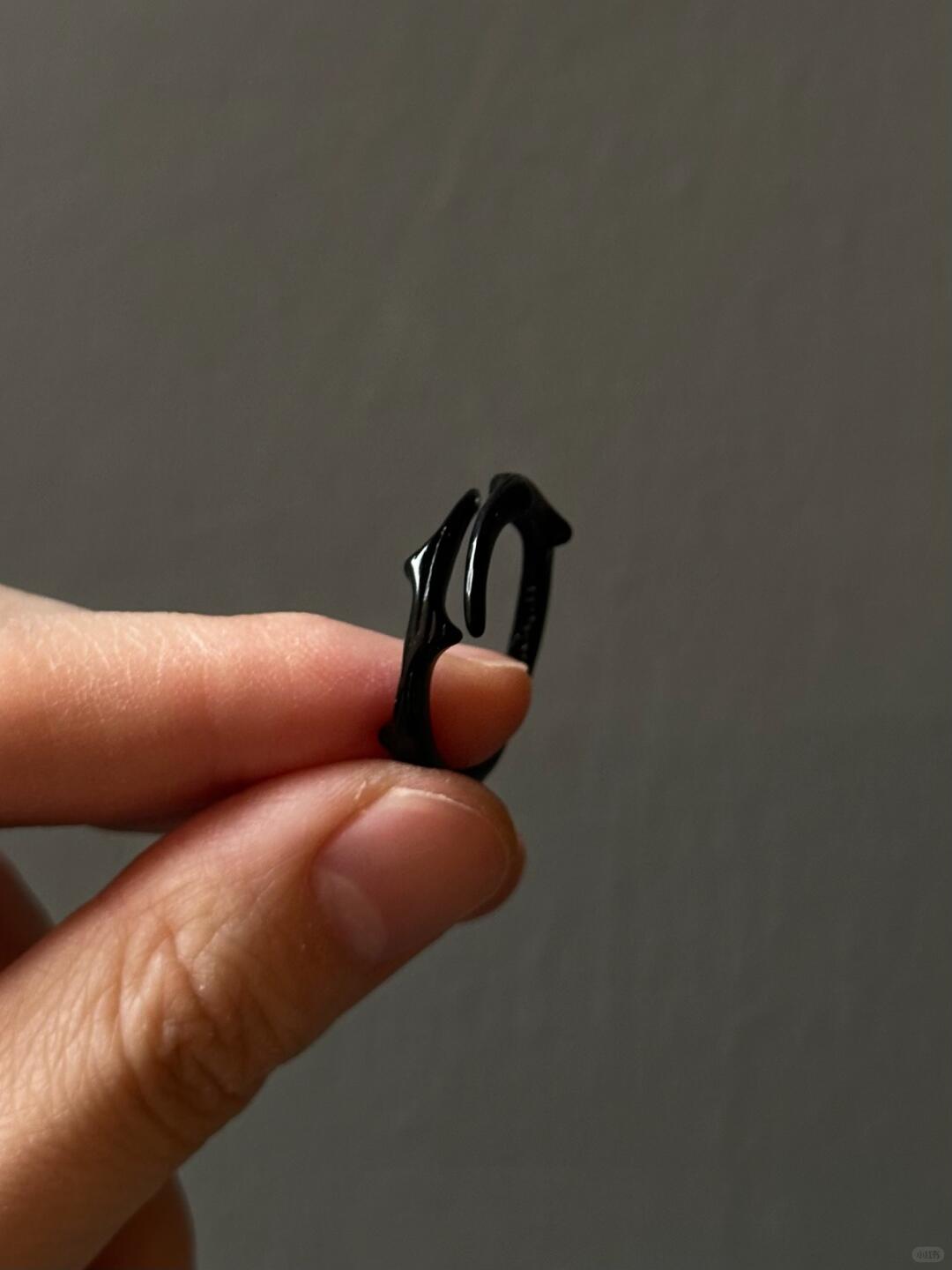 Venom Ring | Dark Fluidity & Bold Elegance (Limited Edition)