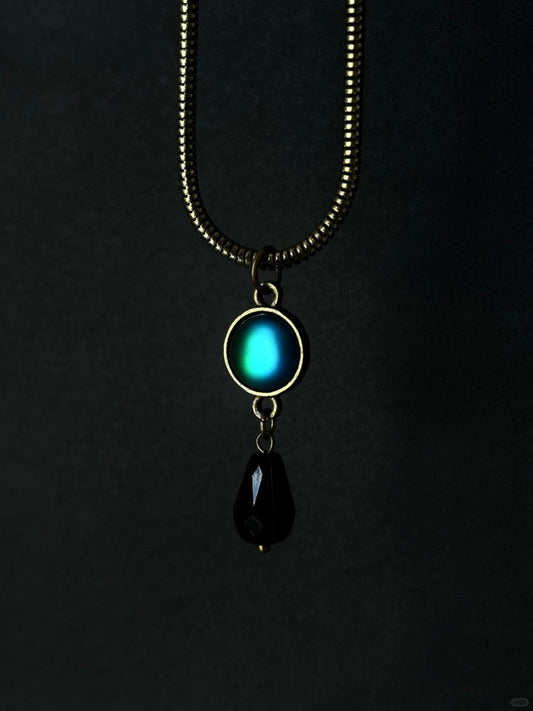 Akela Pūrṇ Necklace | Singular Wholeness Pendant (Limited Edition)