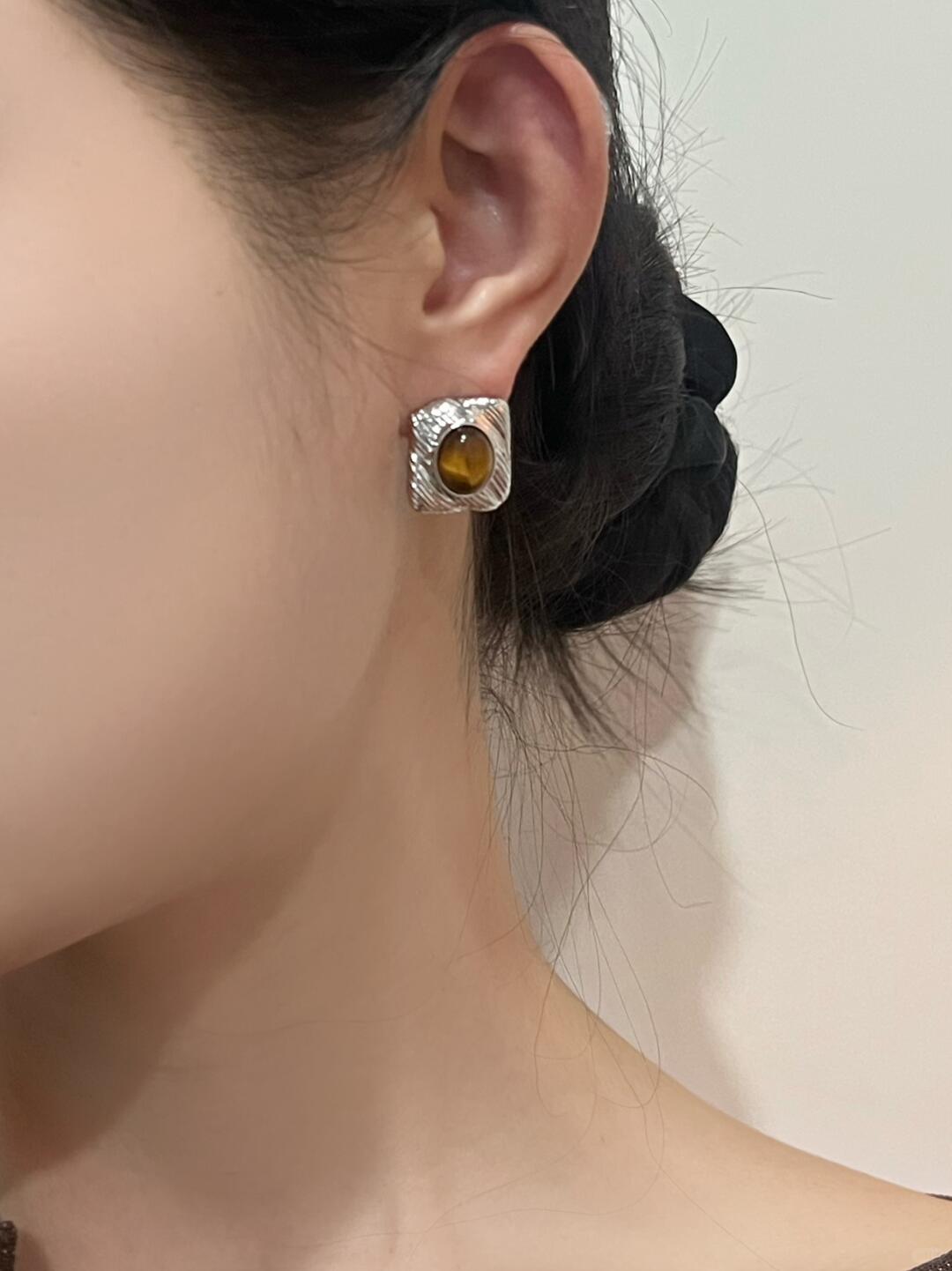 Y2Bling Amber Gaze Earrings | Amber Gaze (Limited Edition)