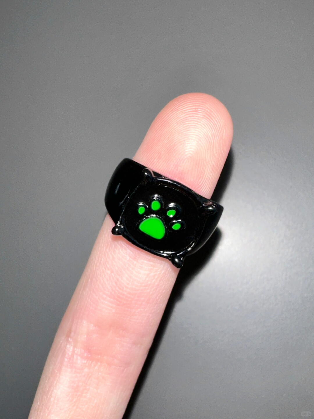Black Cat Noel Ring | Guardian of the Night & Parisian Charm (Limited Edition)